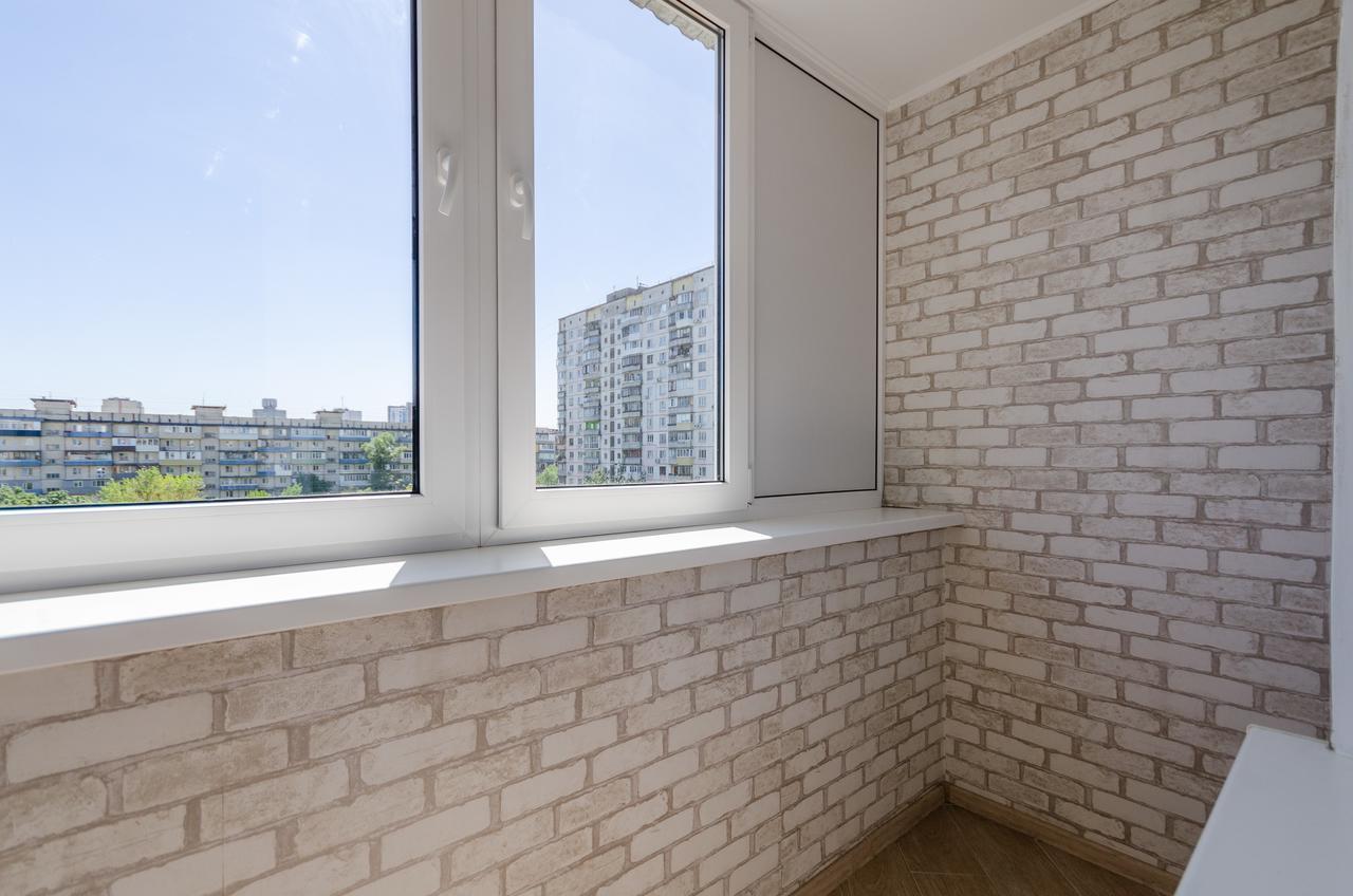 Artal Apartment On Obolonskyi Avenue 16A Kyiv Exterior photo